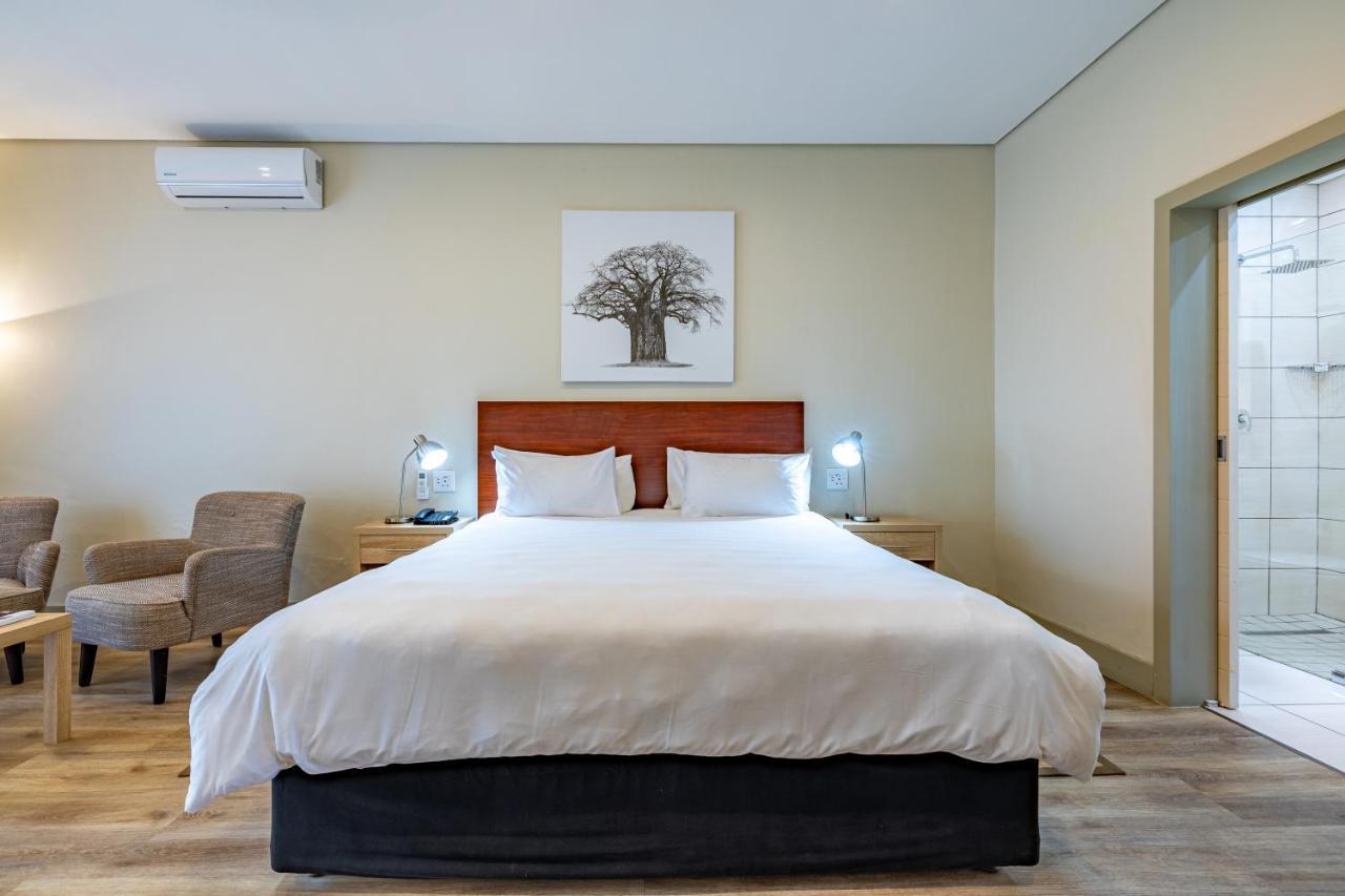 African Sky Hotels - Pine Lake Inn White River Exteriör bild