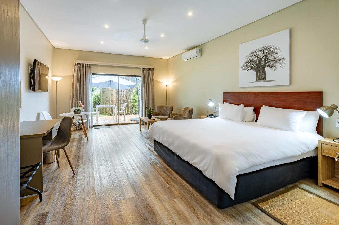 African Sky Hotels - Pine Lake Inn White River Exteriör bild